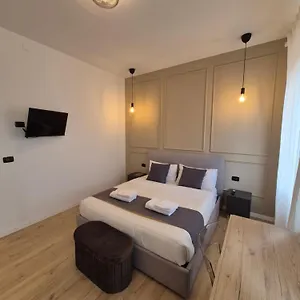 Casa Enea - Luxury House Navigli Appartamento Milano